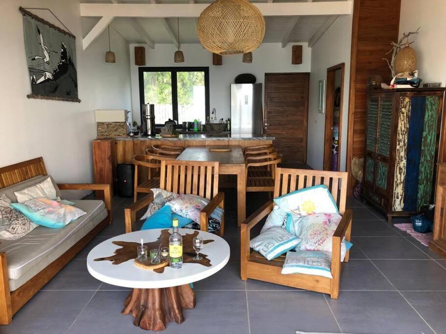 Beach House A Terre De Haut Bagian luar foto